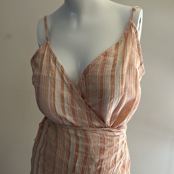 NWT Tobi Gal's Wrap Sundress - Picture 2 of 5